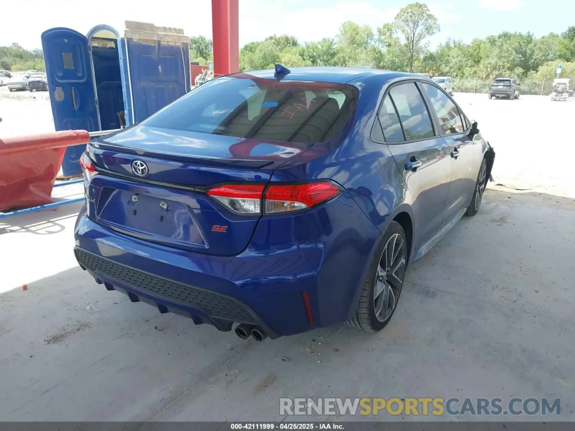 4 Photograph of a damaged car 5YFS4MCE4NP117279 TOYOTA COROLLA 2022