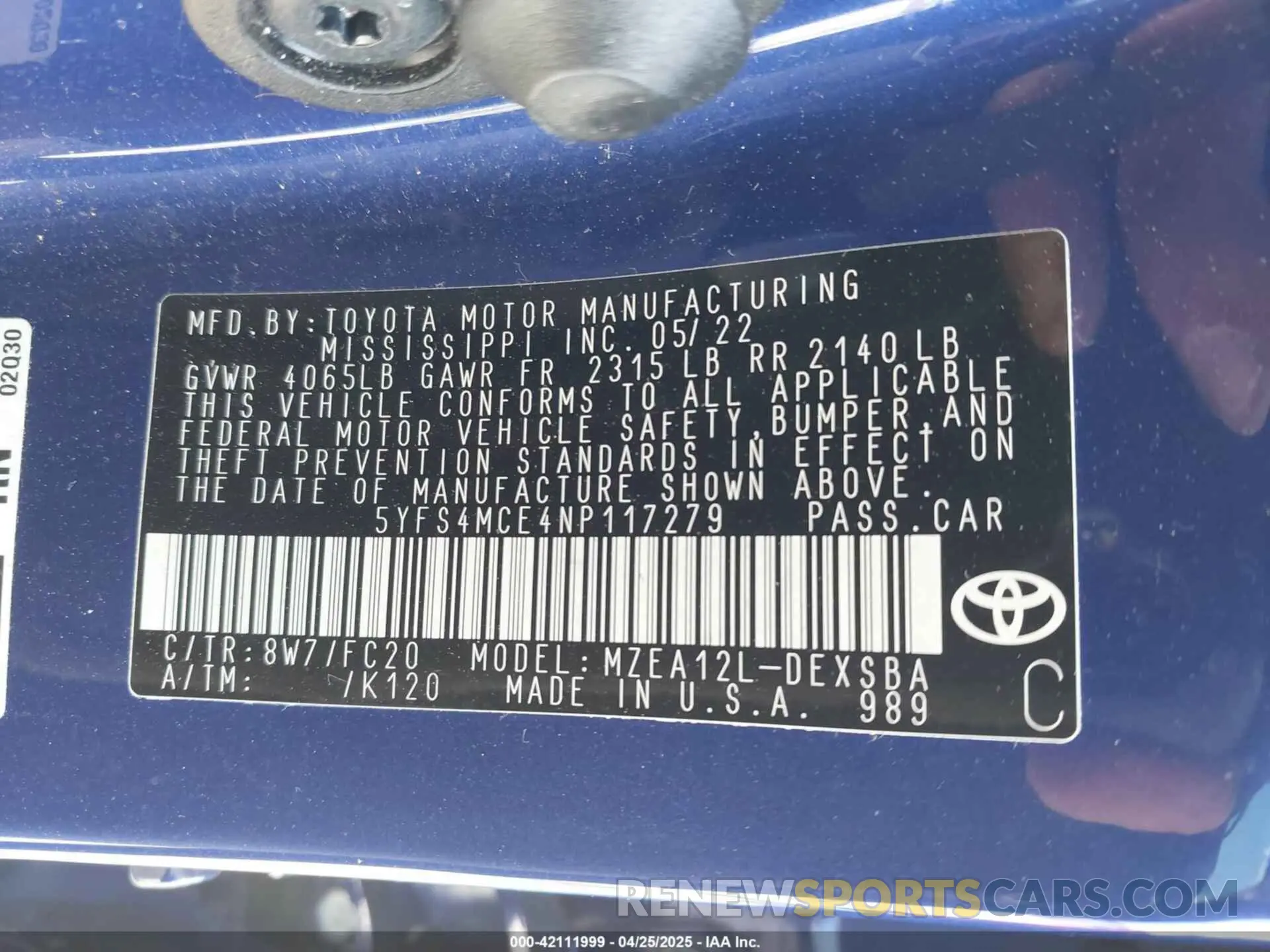 9 Photograph of a damaged car 5YFS4MCE4NP117279 TOYOTA COROLLA 2022