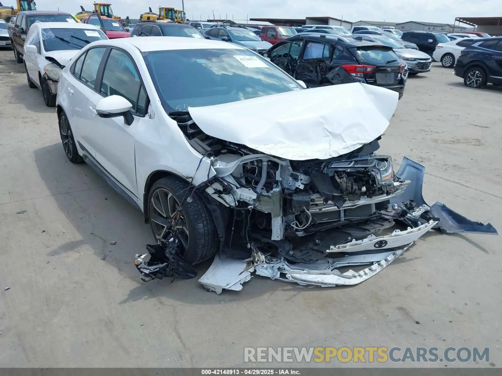 1 Photograph of a damaged car 5YFS4MCE4NP127603 TOYOTA COROLLA 2022