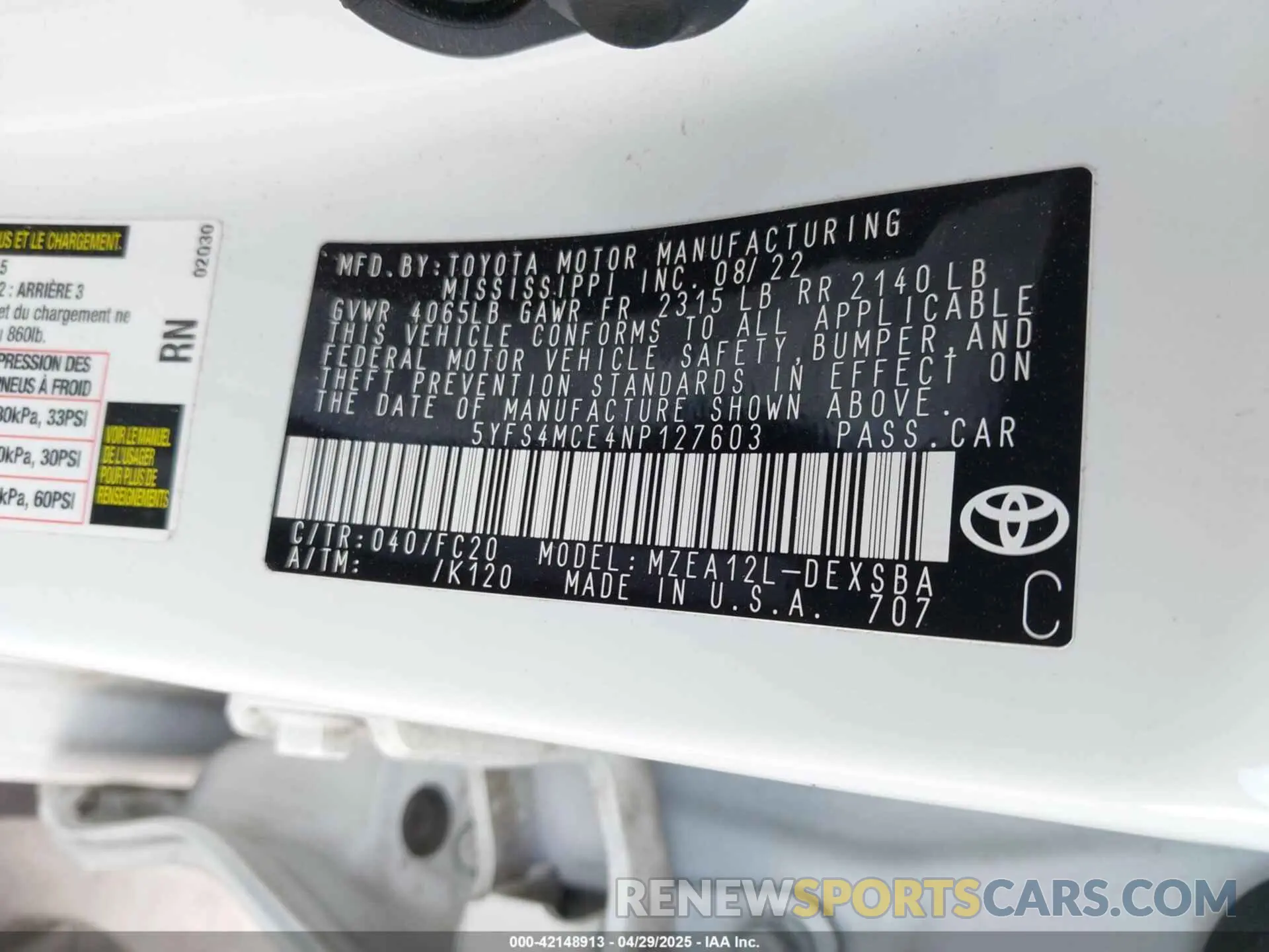 9 Photograph of a damaged car 5YFS4MCE4NP127603 TOYOTA COROLLA 2022