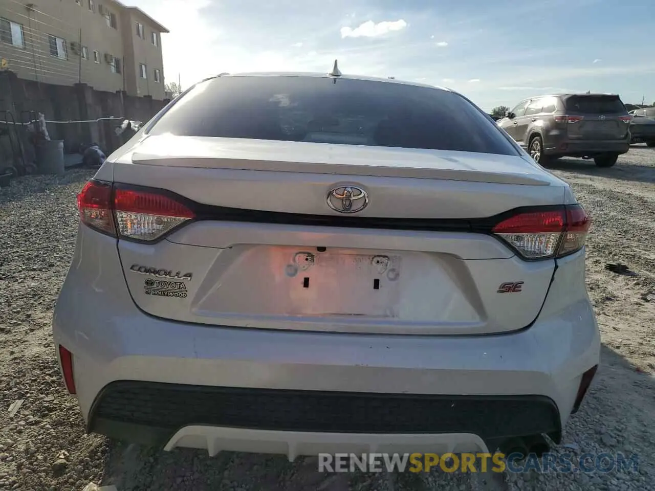 6 Photograph of a damaged car 5YFS4MCE4NP131909 TOYOTA COROLLA 2022