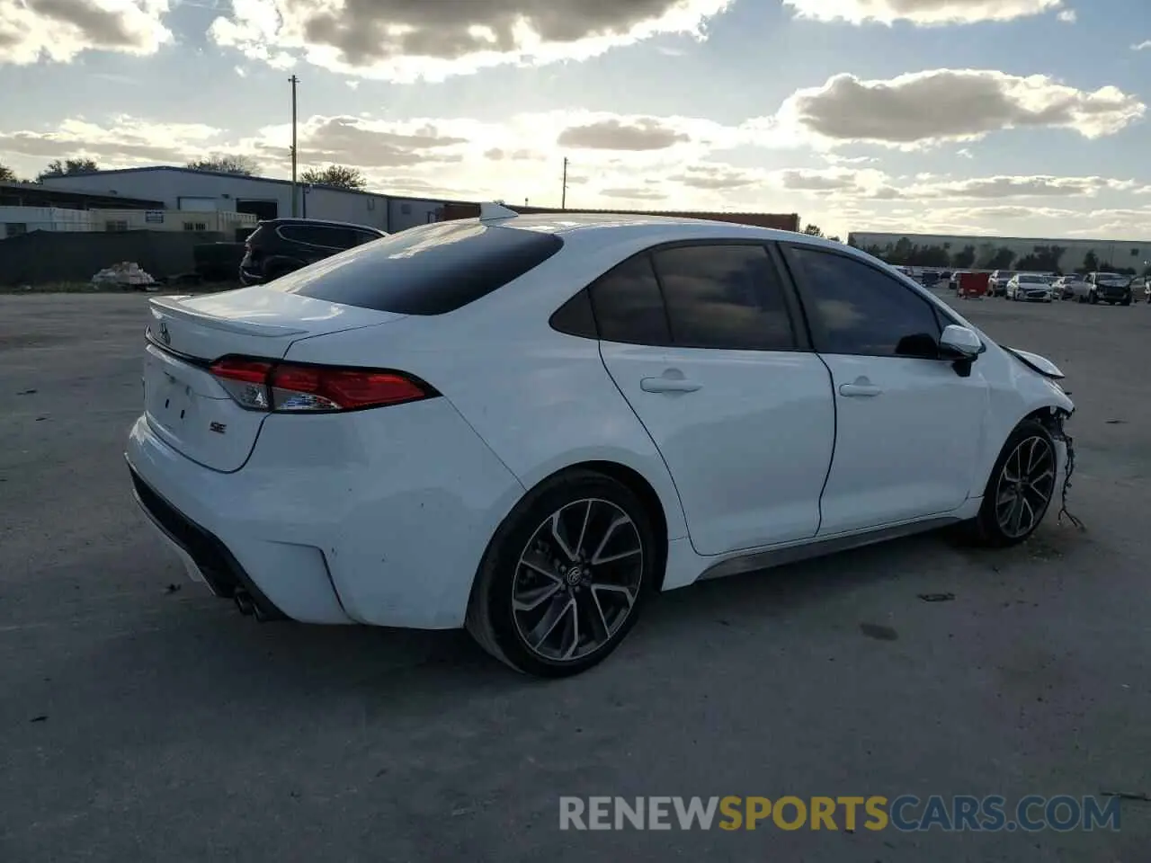 3 Photograph of a damaged car 5YFS4MCE4NP134535 TOYOTA COROLLA 2022