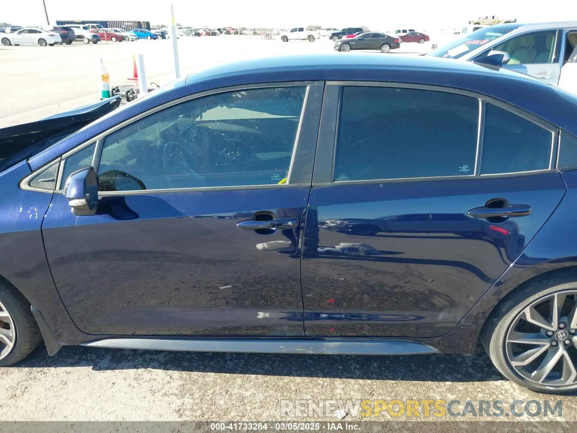 14 Photograph of a damaged car 5YFS4MCE4NP135488 TOYOTA COROLLA 2022