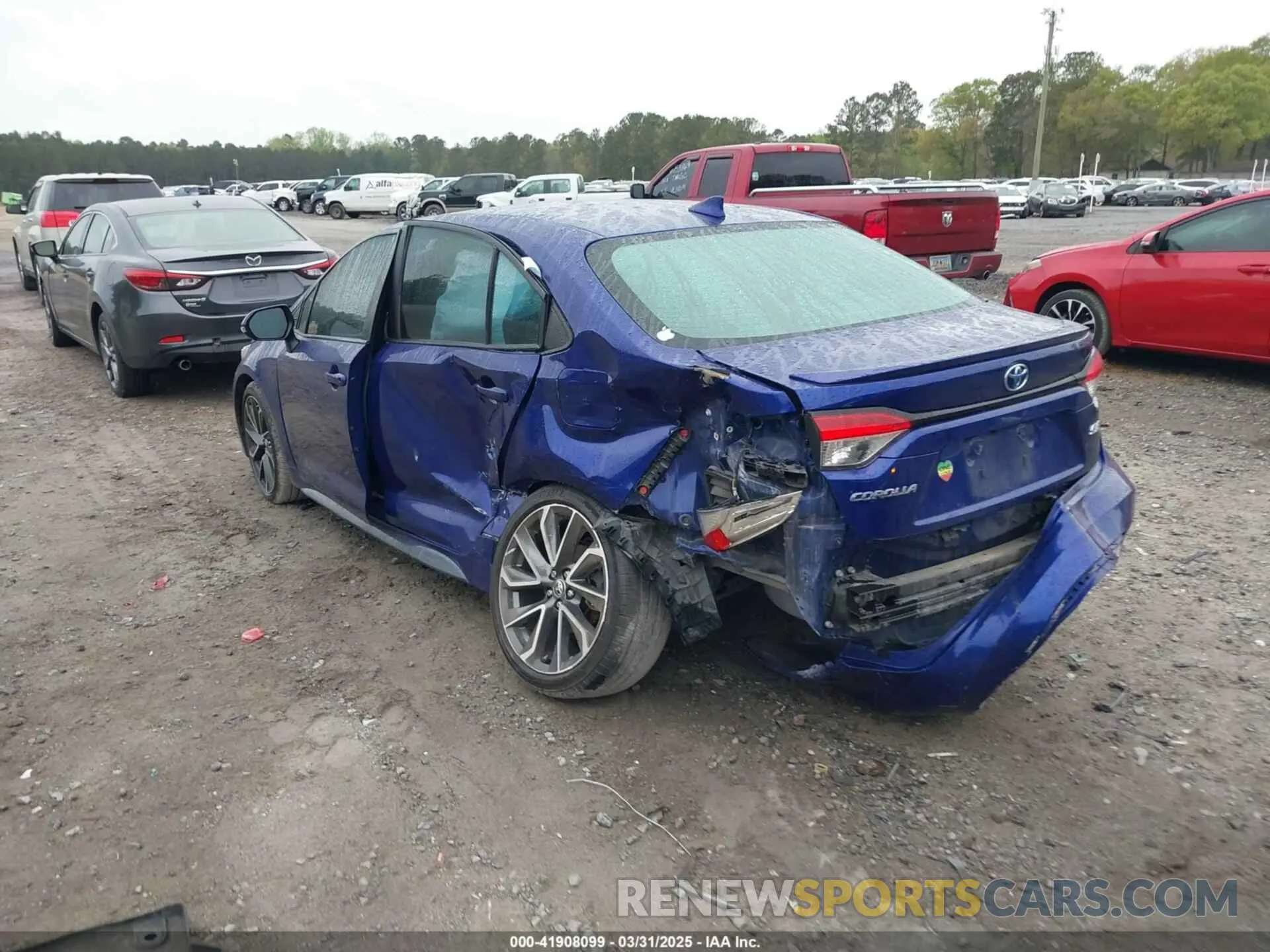 3 Photograph of a damaged car 5YFS4MCE5NP115802 TOYOTA COROLLA 2022