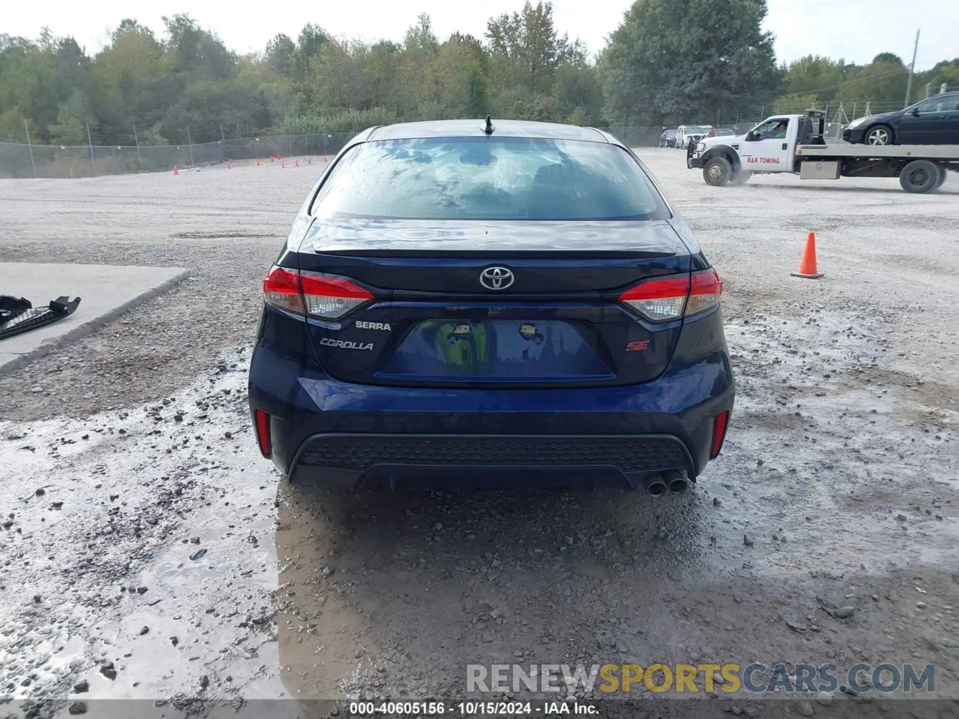 17 Photograph of a damaged car 5YFS4MCE5NP133443 TOYOTA COROLLA 2022