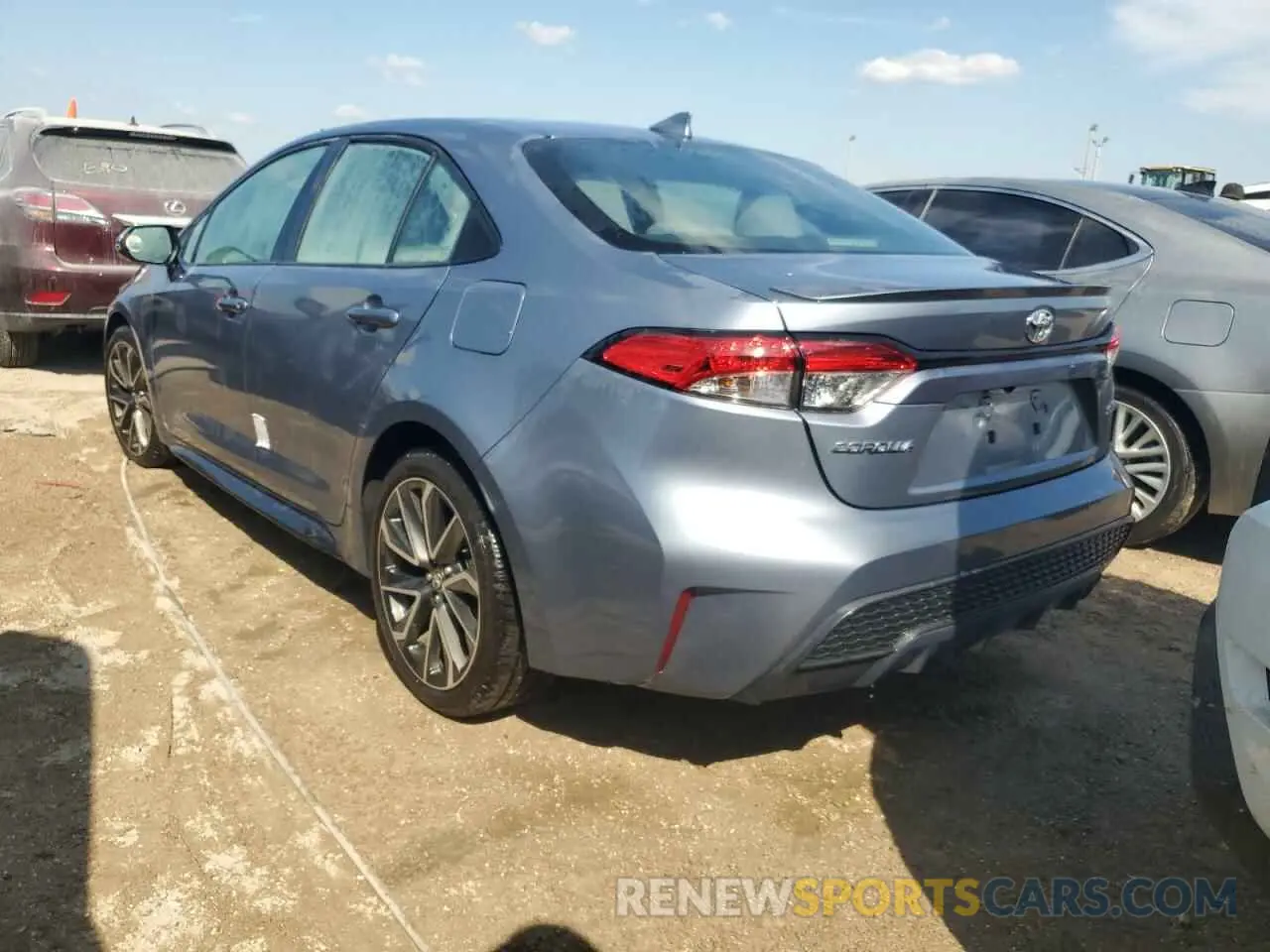 2 Photograph of a damaged car 5YFS4MCE5NP134317 TOYOTA COROLLA 2022