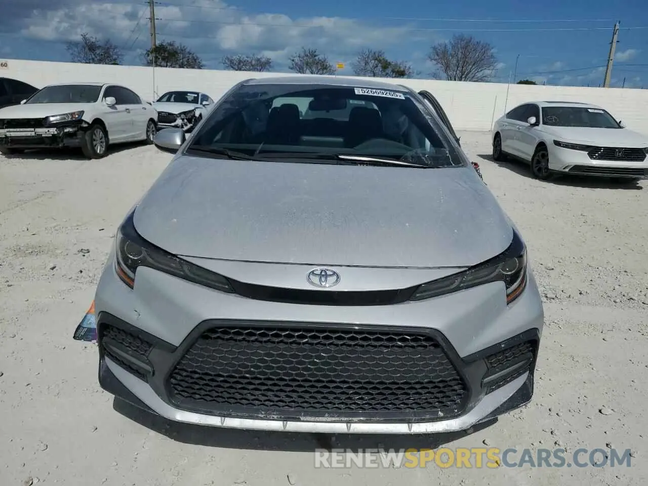 5 Photograph of a damaged car 5YFS4MCE6NP110284 TOYOTA COROLLA 2022