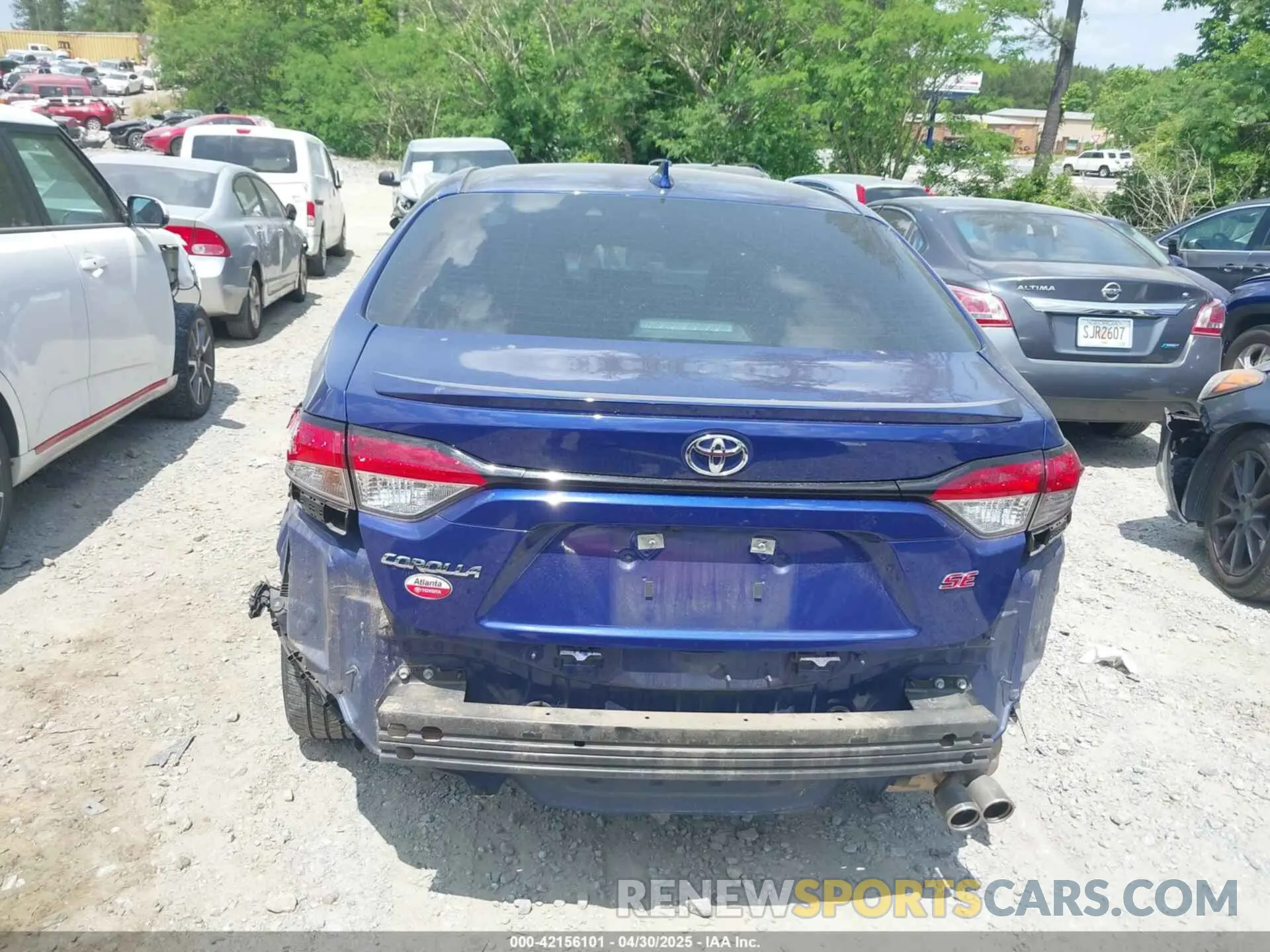 16 Photograph of a damaged car 5YFS4MCE6NP115811 TOYOTA COROLLA 2022