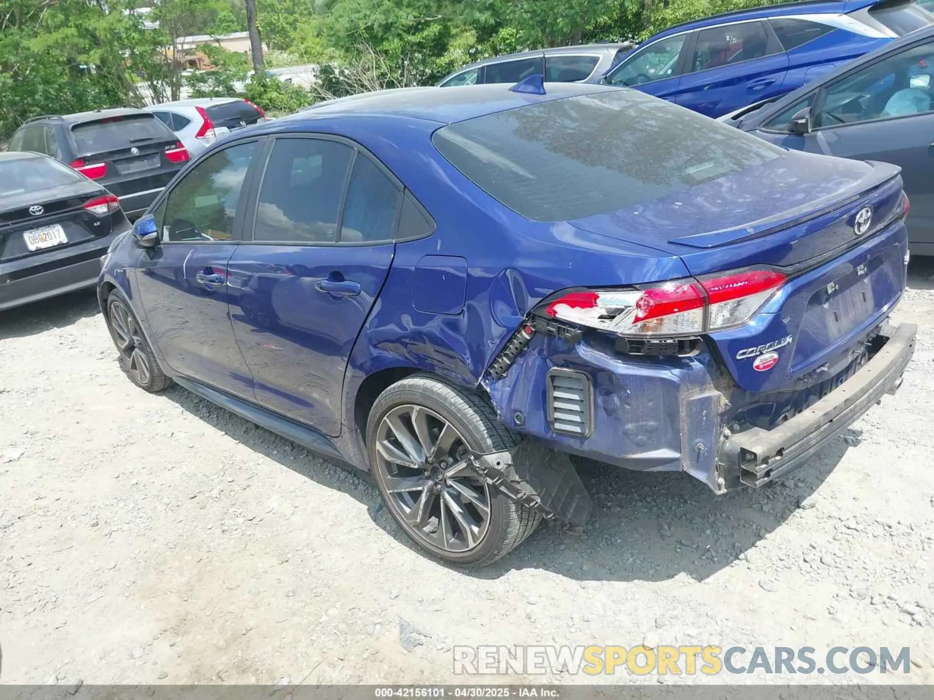3 Photograph of a damaged car 5YFS4MCE6NP115811 TOYOTA COROLLA 2022