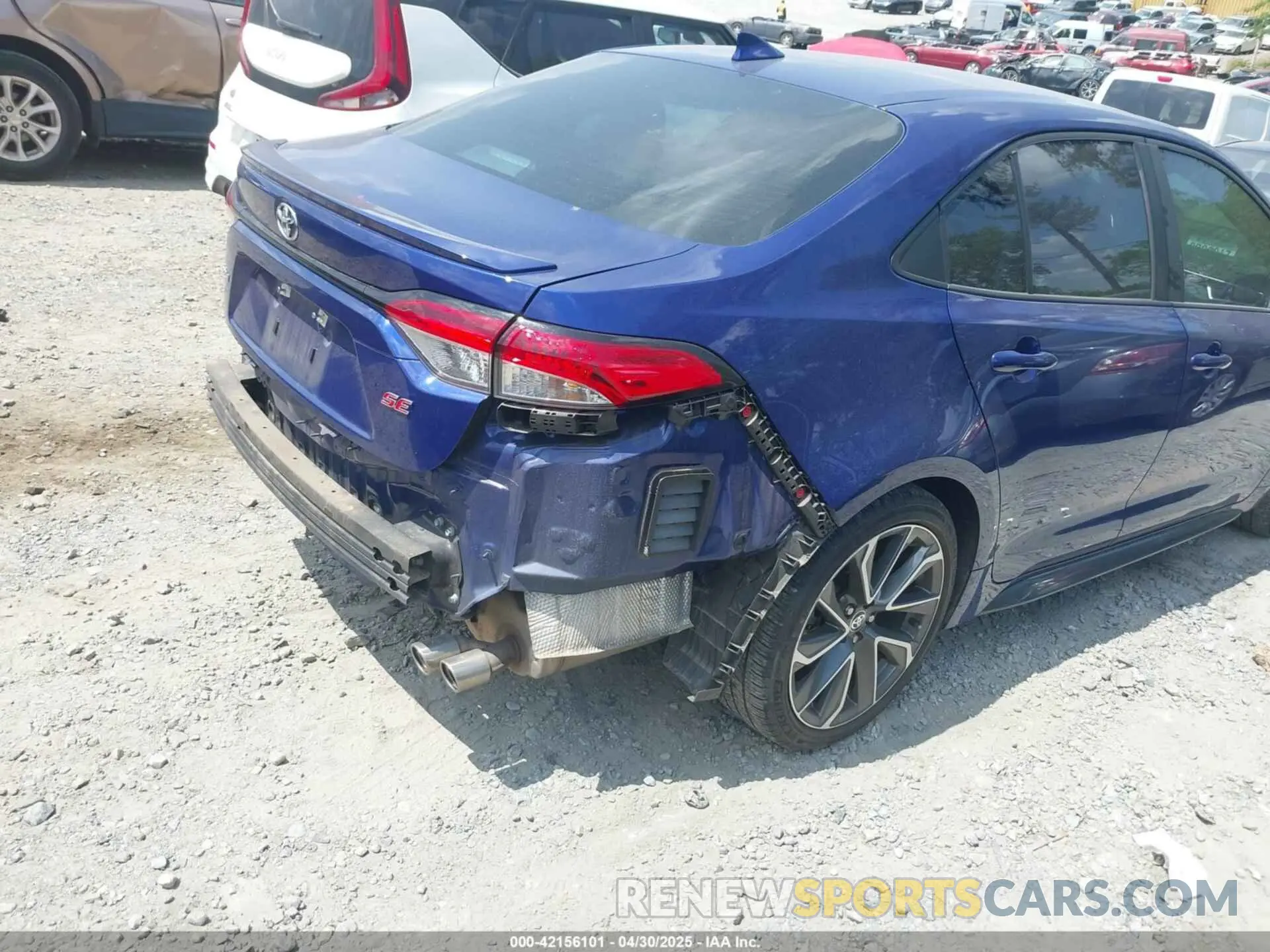 6 Photograph of a damaged car 5YFS4MCE6NP115811 TOYOTA COROLLA 2022