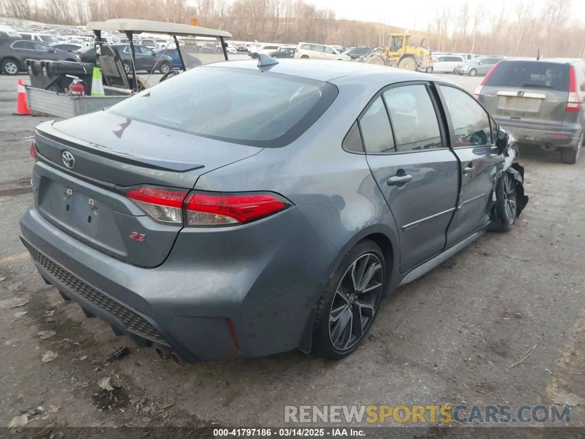 4 Photograph of a damaged car 5YFS4MCE6NP120572 TOYOTA COROLLA 2022