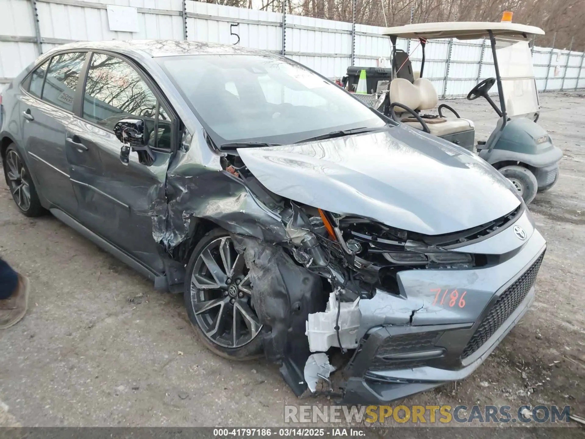 6 Photograph of a damaged car 5YFS4MCE6NP120572 TOYOTA COROLLA 2022