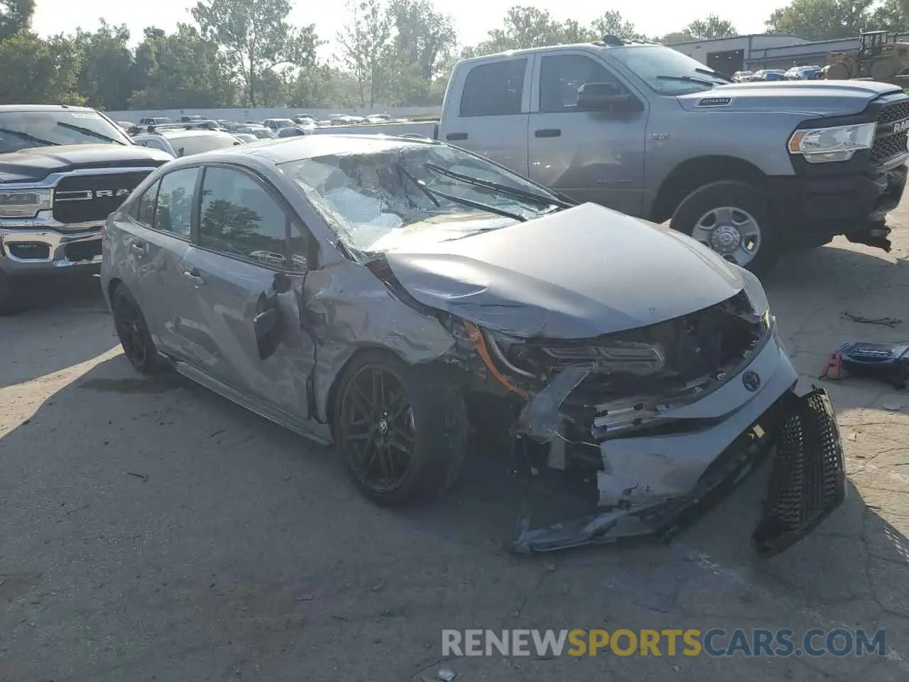 4 Photograph of a damaged car 5YFS4MCE6NP121446 TOYOTA COROLLA 2022