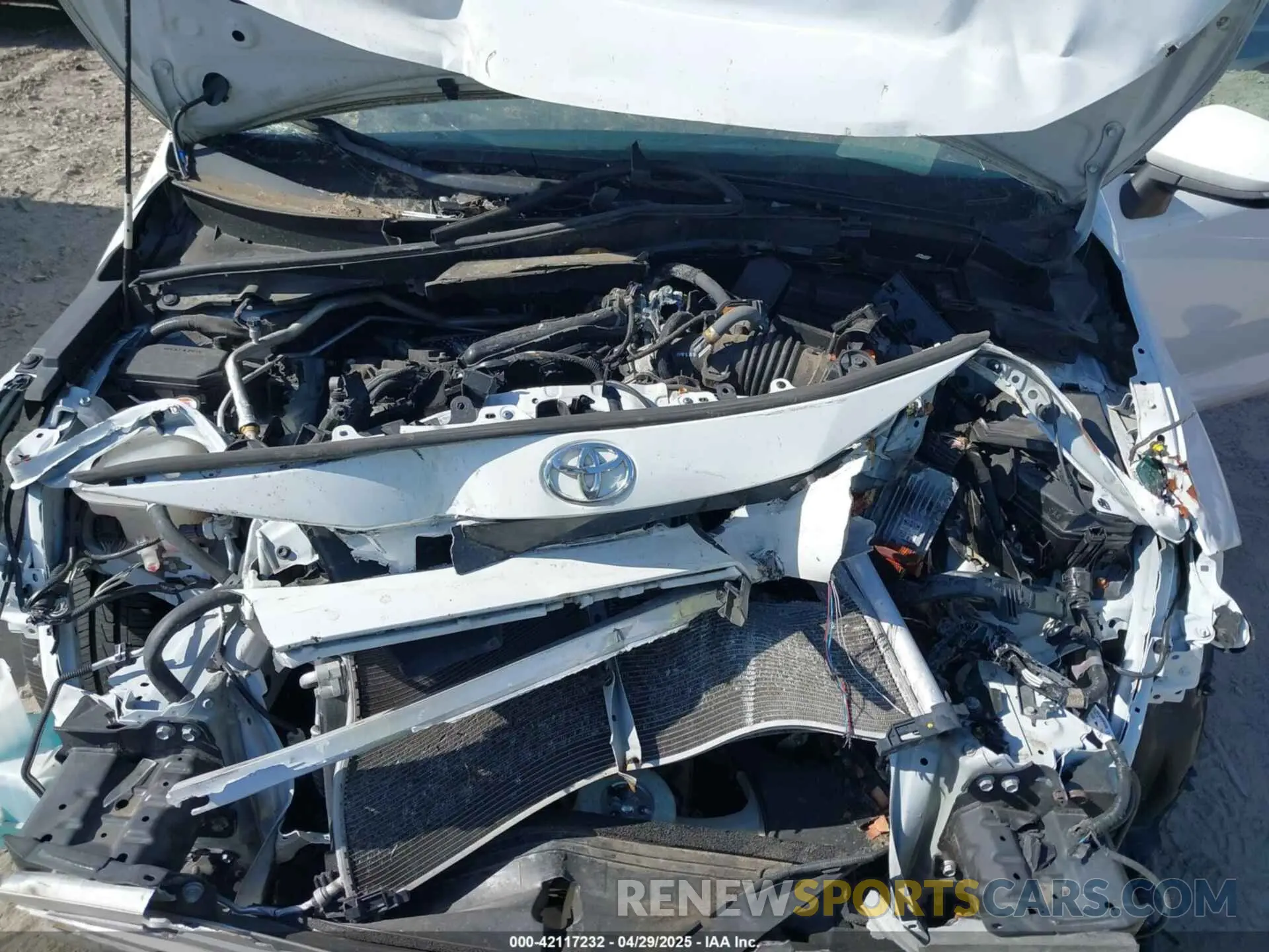10 Photograph of a damaged car 5YFS4MCE6NP127232 TOYOTA COROLLA 2022