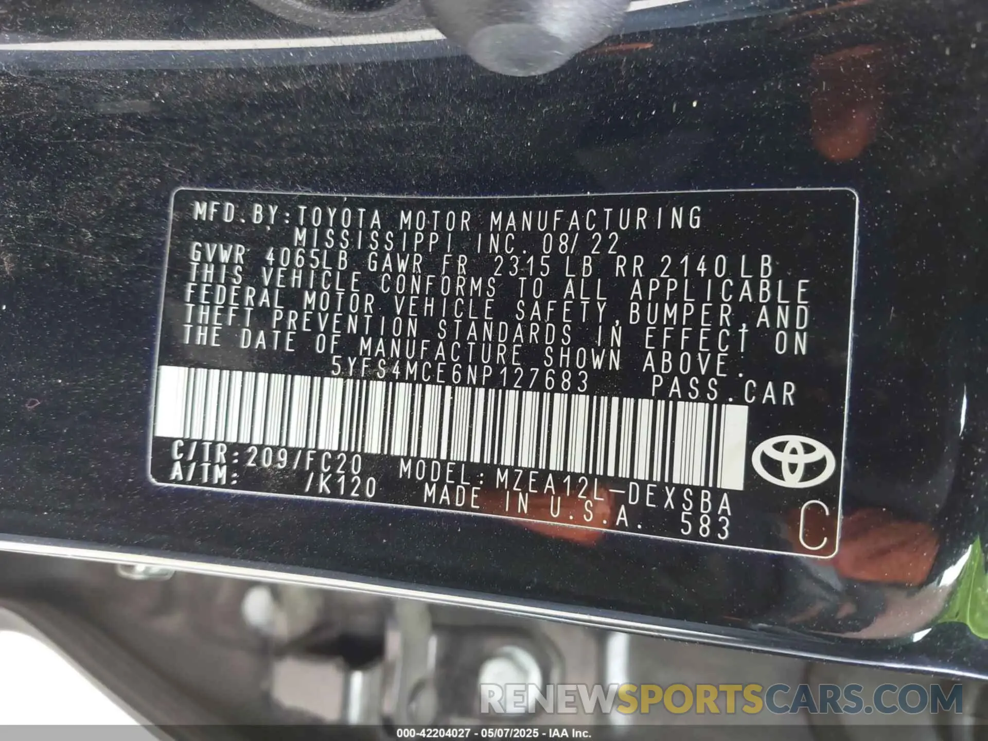 9 Photograph of a damaged car 5YFS4MCE6NP127683 TOYOTA COROLLA 2022