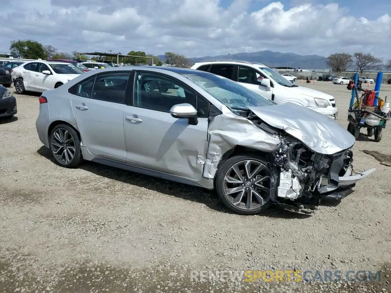 4 Photograph of a damaged car 5YFS4MCE6NP129188 TOYOTA COROLLA 2022
