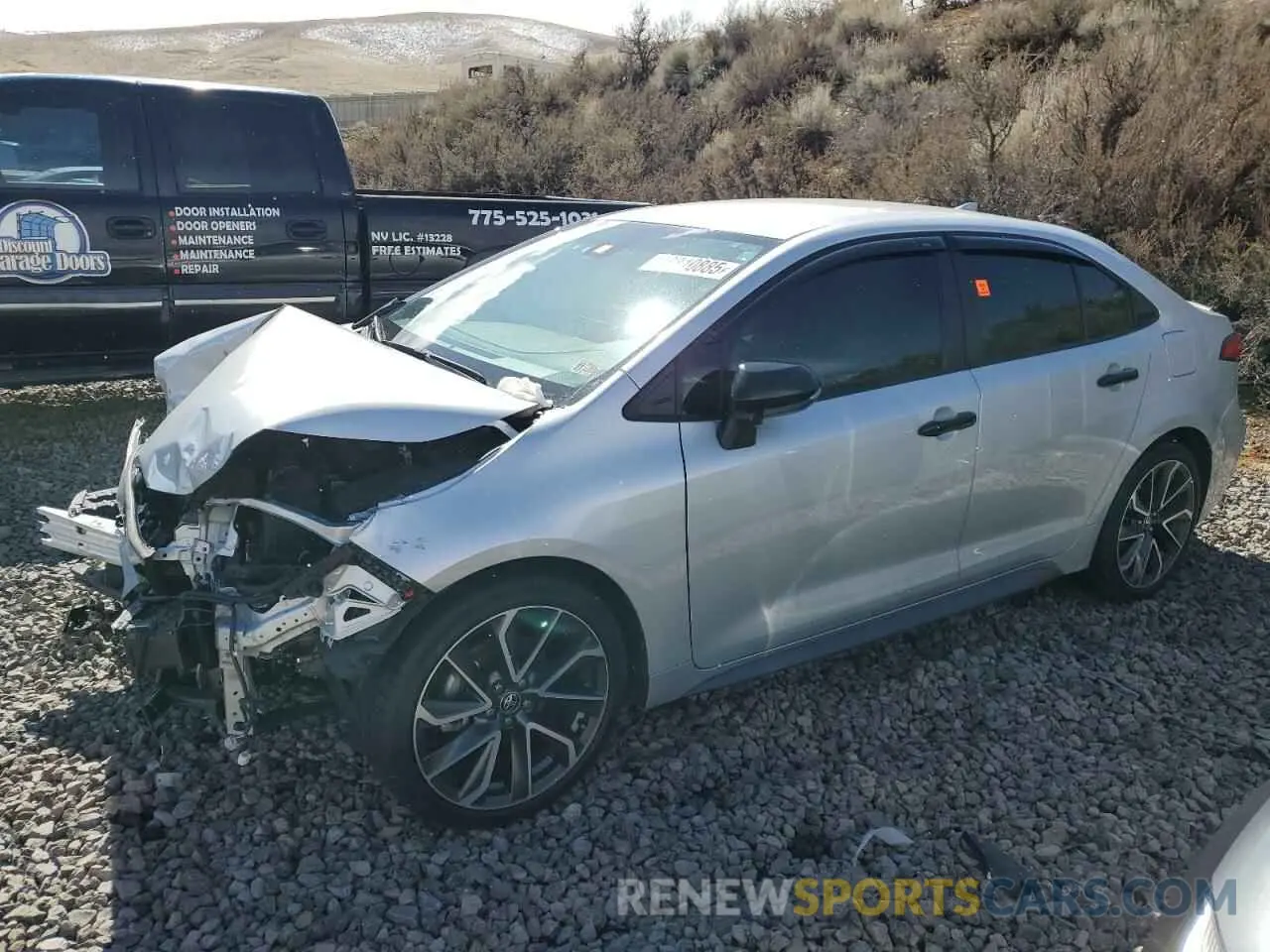 1 Photograph of a damaged car 5YFS4MCE6NP135623 TOYOTA COROLLA 2022