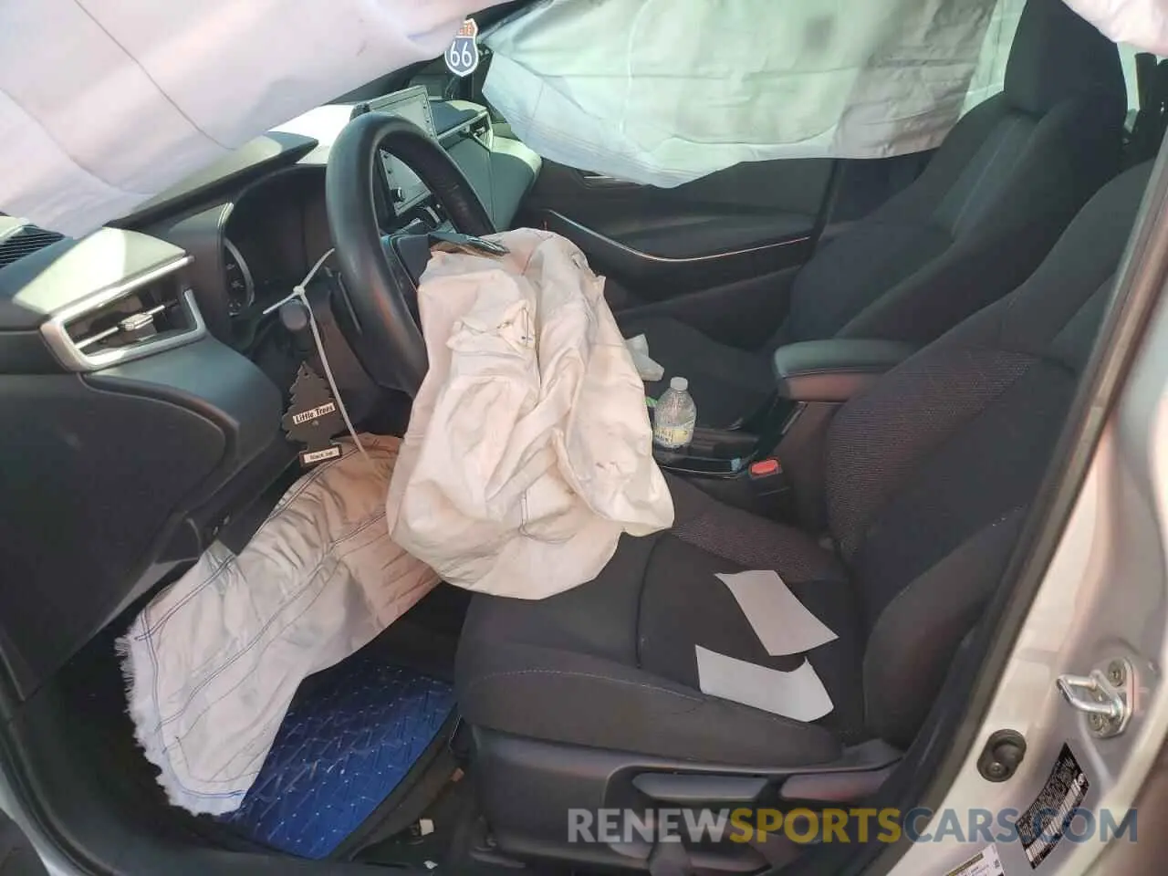7 Photograph of a damaged car 5YFS4MCE6NP135623 TOYOTA COROLLA 2022