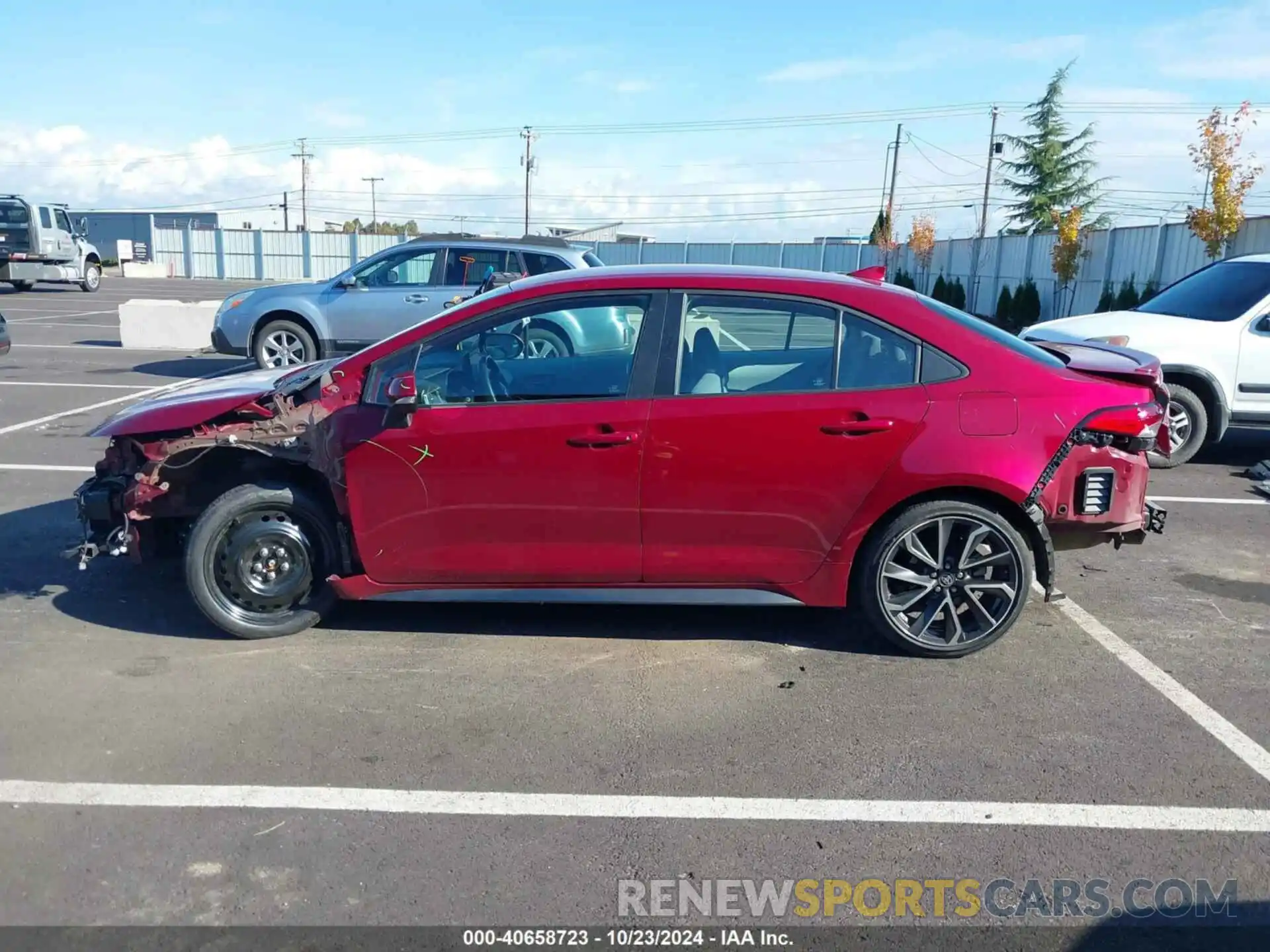 15 Photograph of a damaged car 5YFS4MCE7NP103876 TOYOTA COROLLA 2022