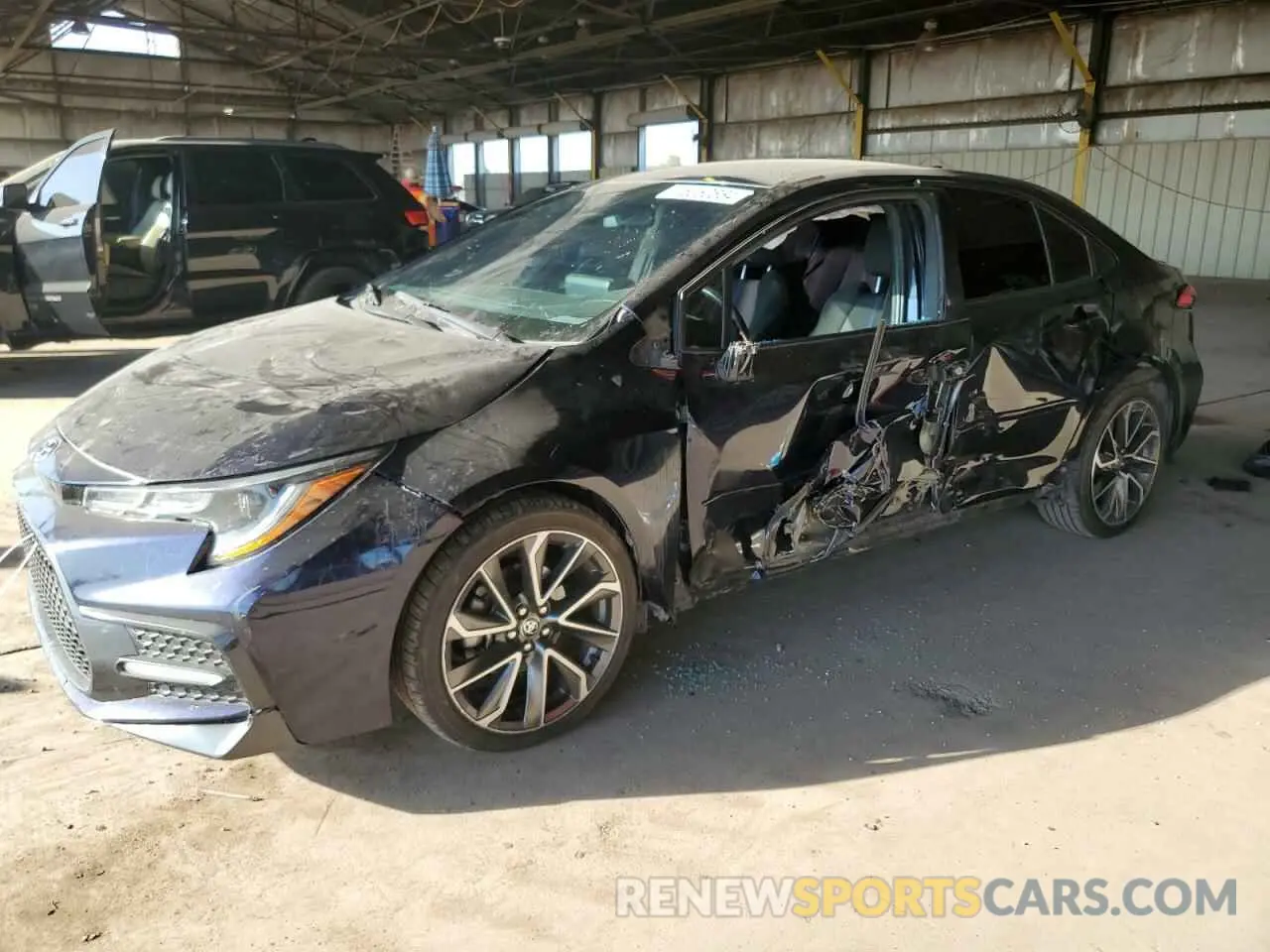 1 Photograph of a damaged car 5YFS4MCE7NP108625 TOYOTA COROLLA 2022