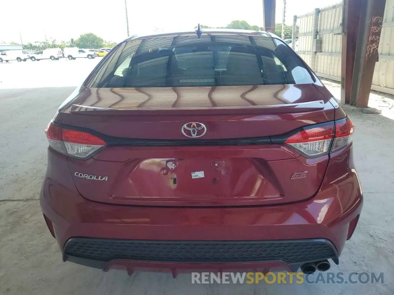 6 Photograph of a damaged car 5YFS4MCE7NP127899 TOYOTA COROLLA 2022