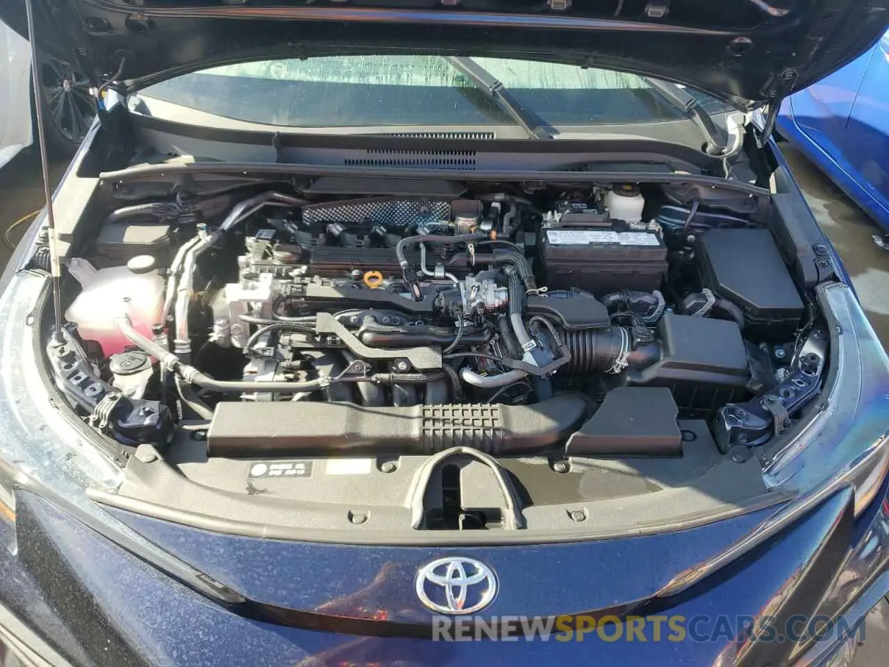11 Photograph of a damaged car 5YFS4MCE7NP133962 TOYOTA COROLLA 2022