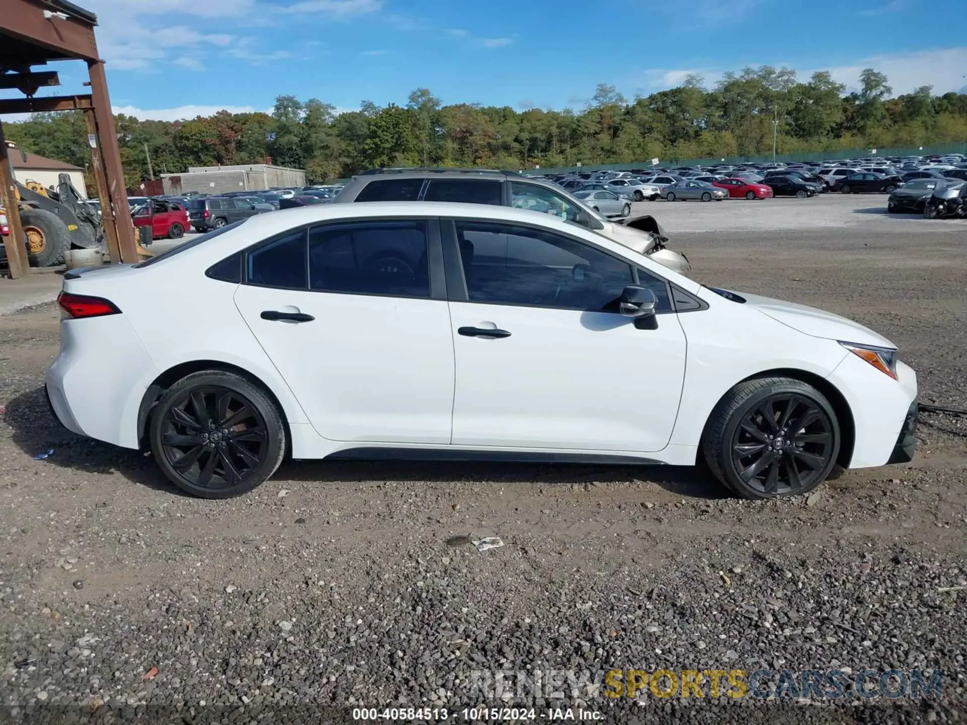 13 Photograph of a damaged car 5YFS4MCE8NP118905 TOYOTA COROLLA 2022