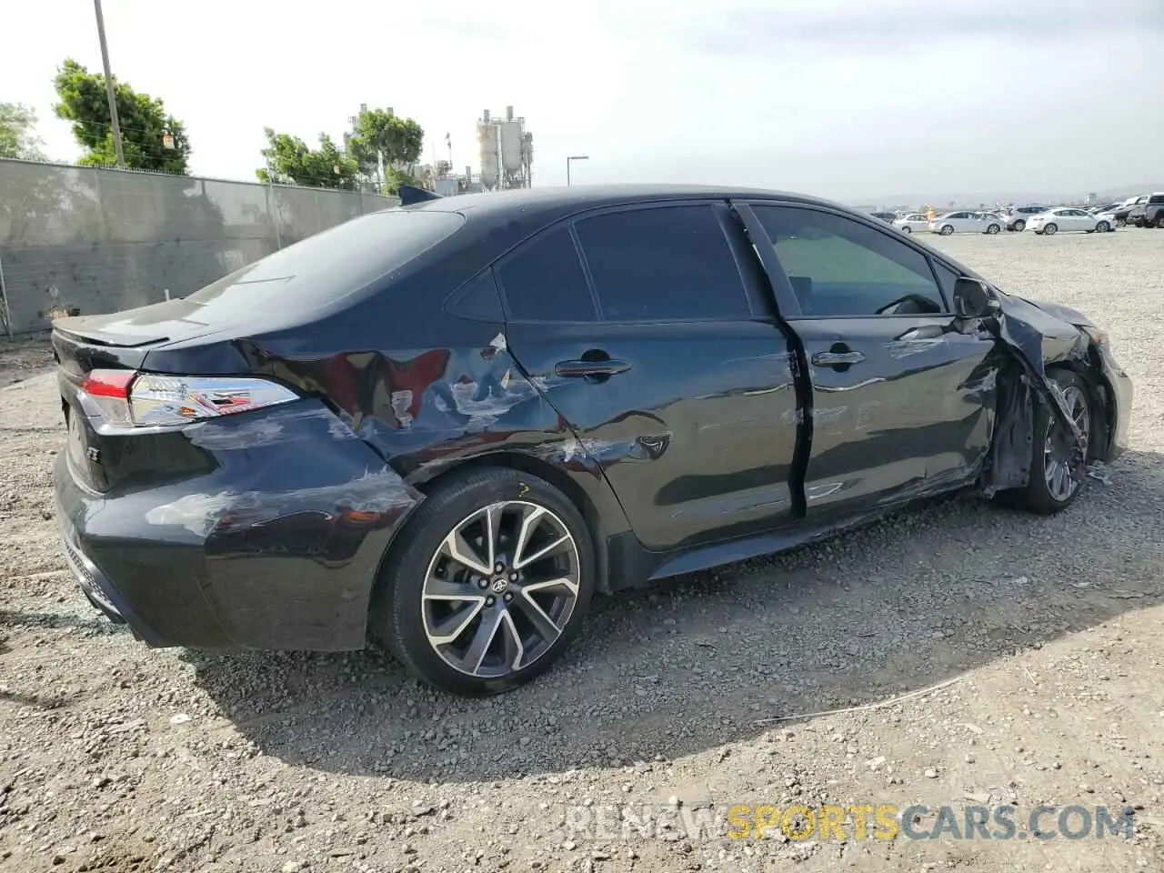 3 Photograph of a damaged car 5YFS4MCE8NP121075 TOYOTA COROLLA 2022