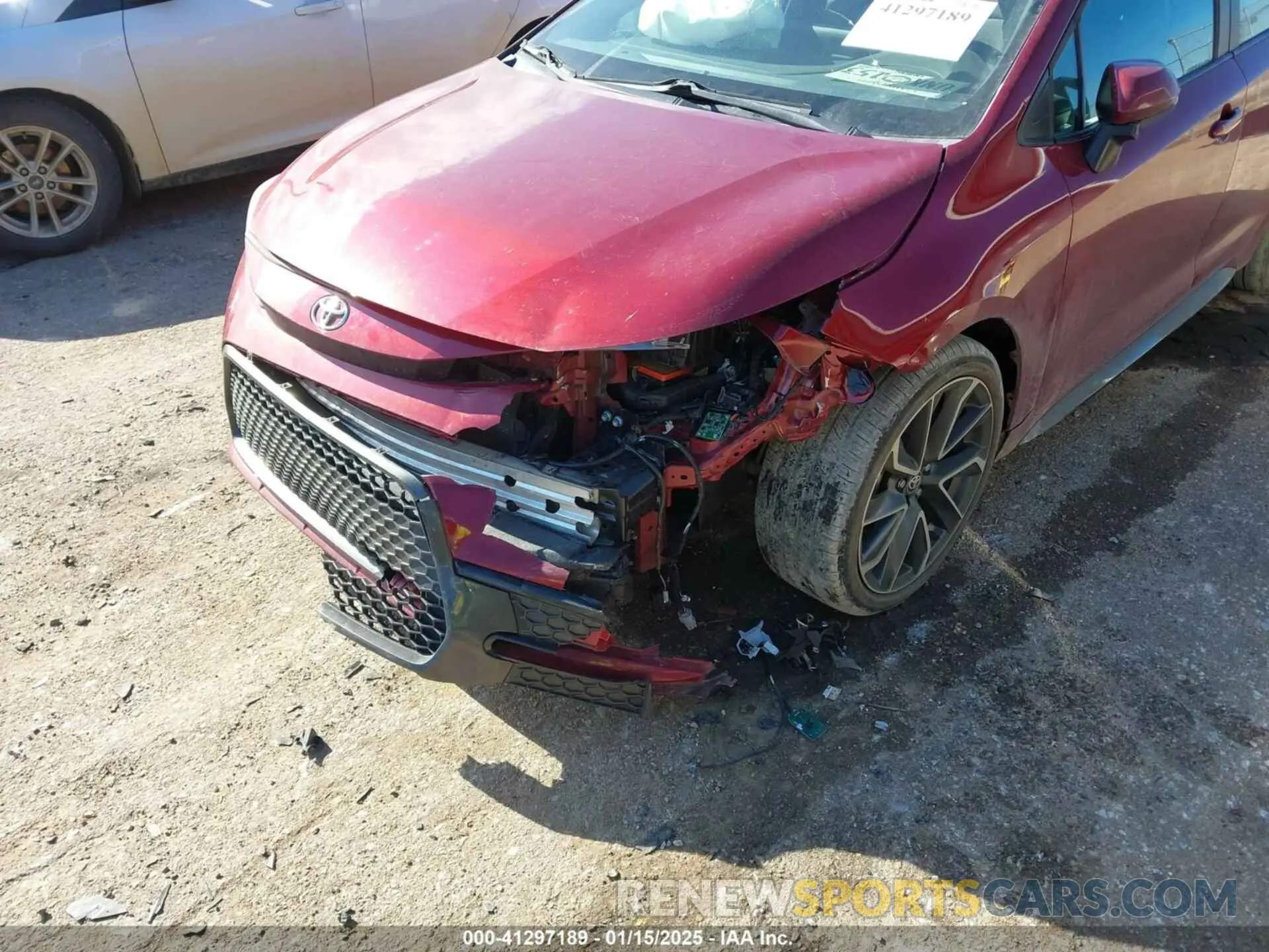 6 Photograph of a damaged car 5YFS4MCE9NP101028 TOYOTA COROLLA 2022