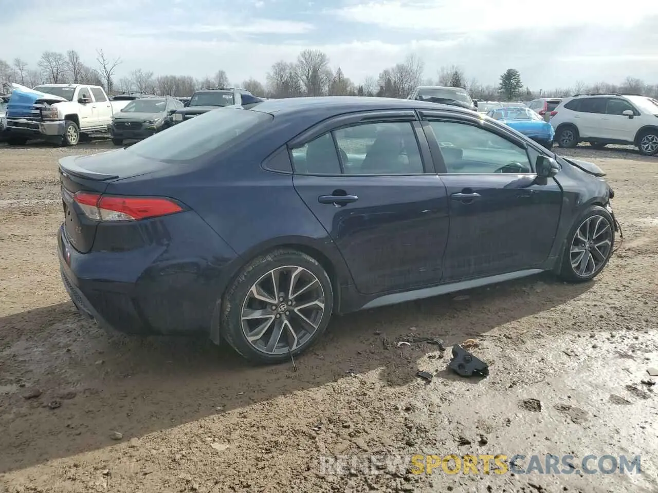 3 Photograph of a damaged car 5YFS4MCE9NP105838 TOYOTA COROLLA 2022