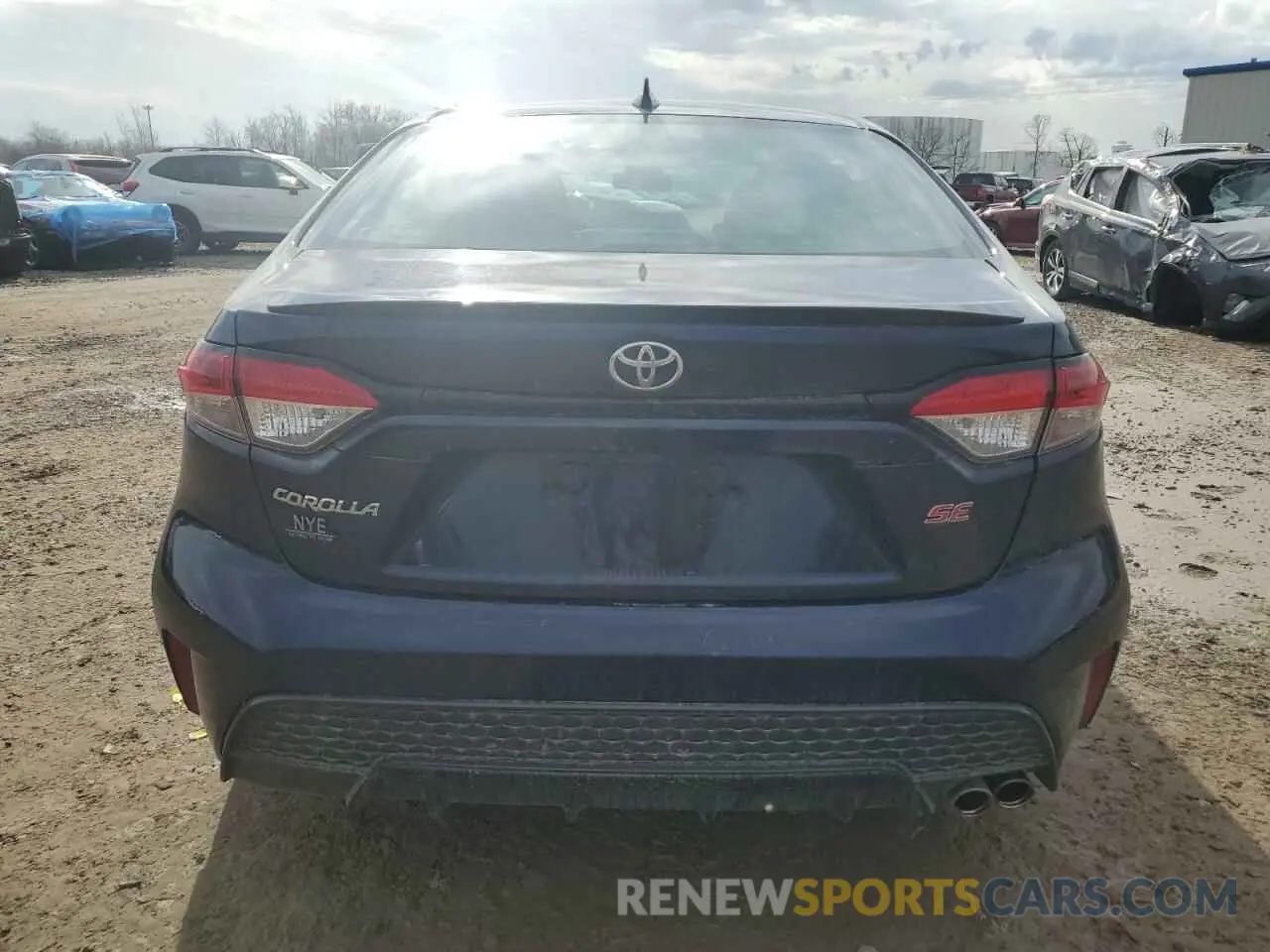 6 Photograph of a damaged car 5YFS4MCE9NP105838 TOYOTA COROLLA 2022