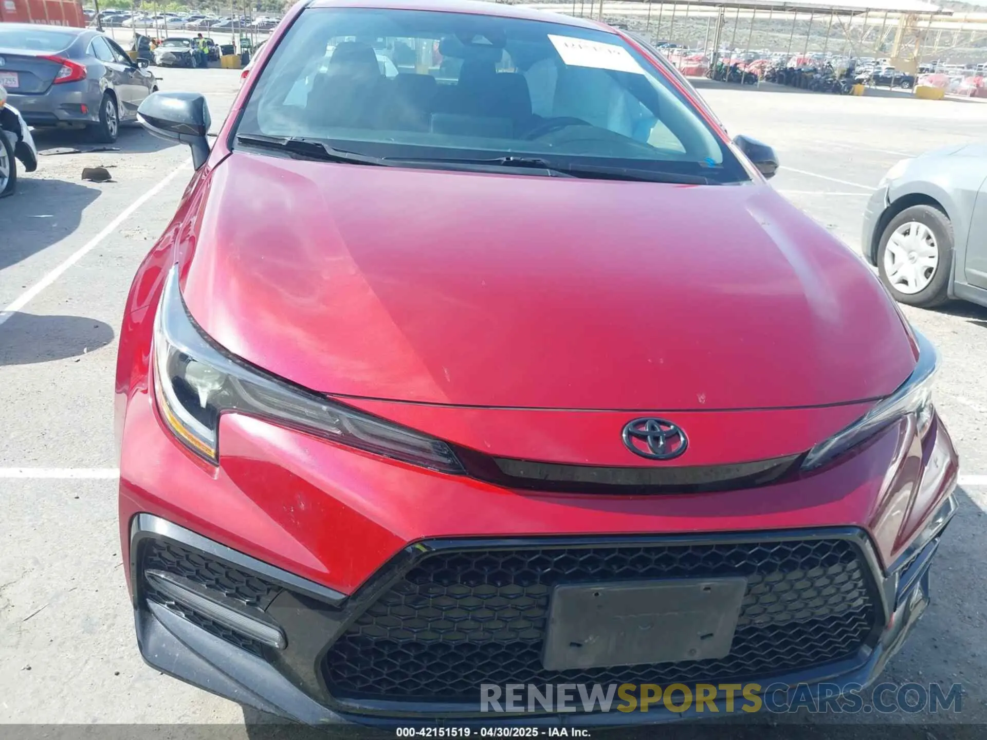 13 Photograph of a damaged car 5YFS4MCE9NP116015 TOYOTA COROLLA 2022