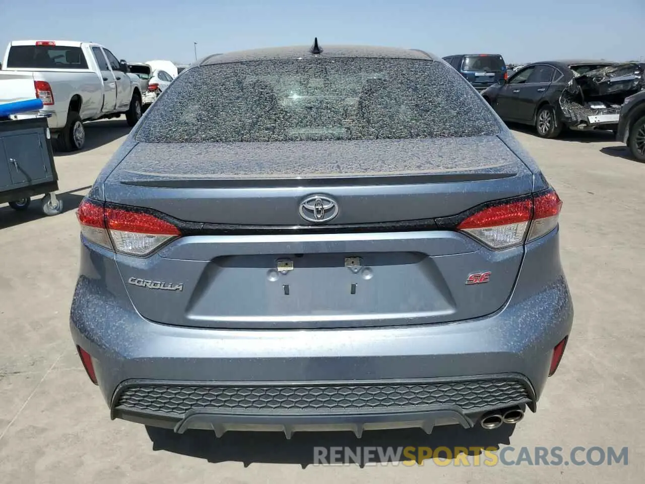 6 Photograph of a damaged car 5YFS4MCE9NP116418 TOYOTA COROLLA 2022
