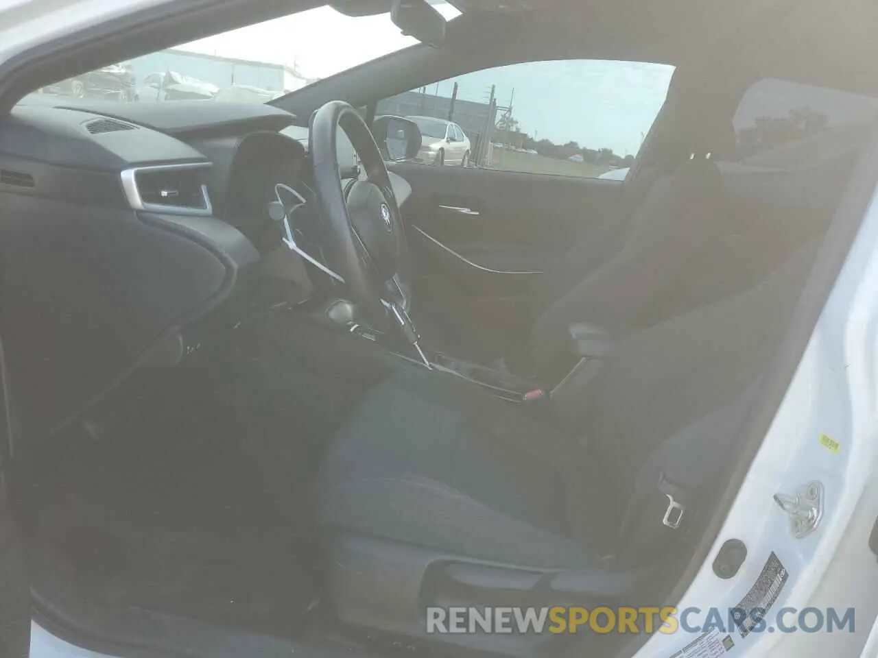 7 Photograph of a damaged car 5YFS4MCEXNP115164 TOYOTA COROLLA 2022