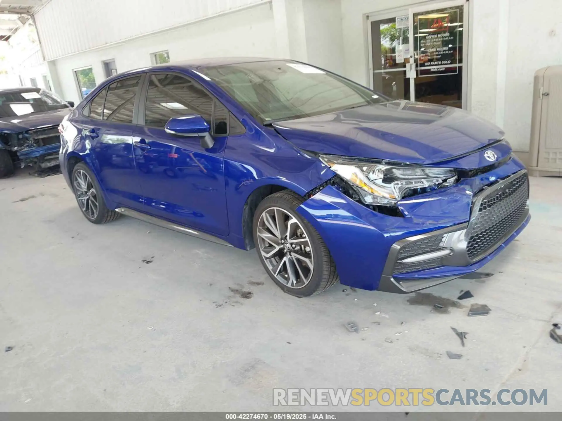 1 Photograph of a damaged car 5YFS4MCEXNP120090 TOYOTA COROLLA 2022