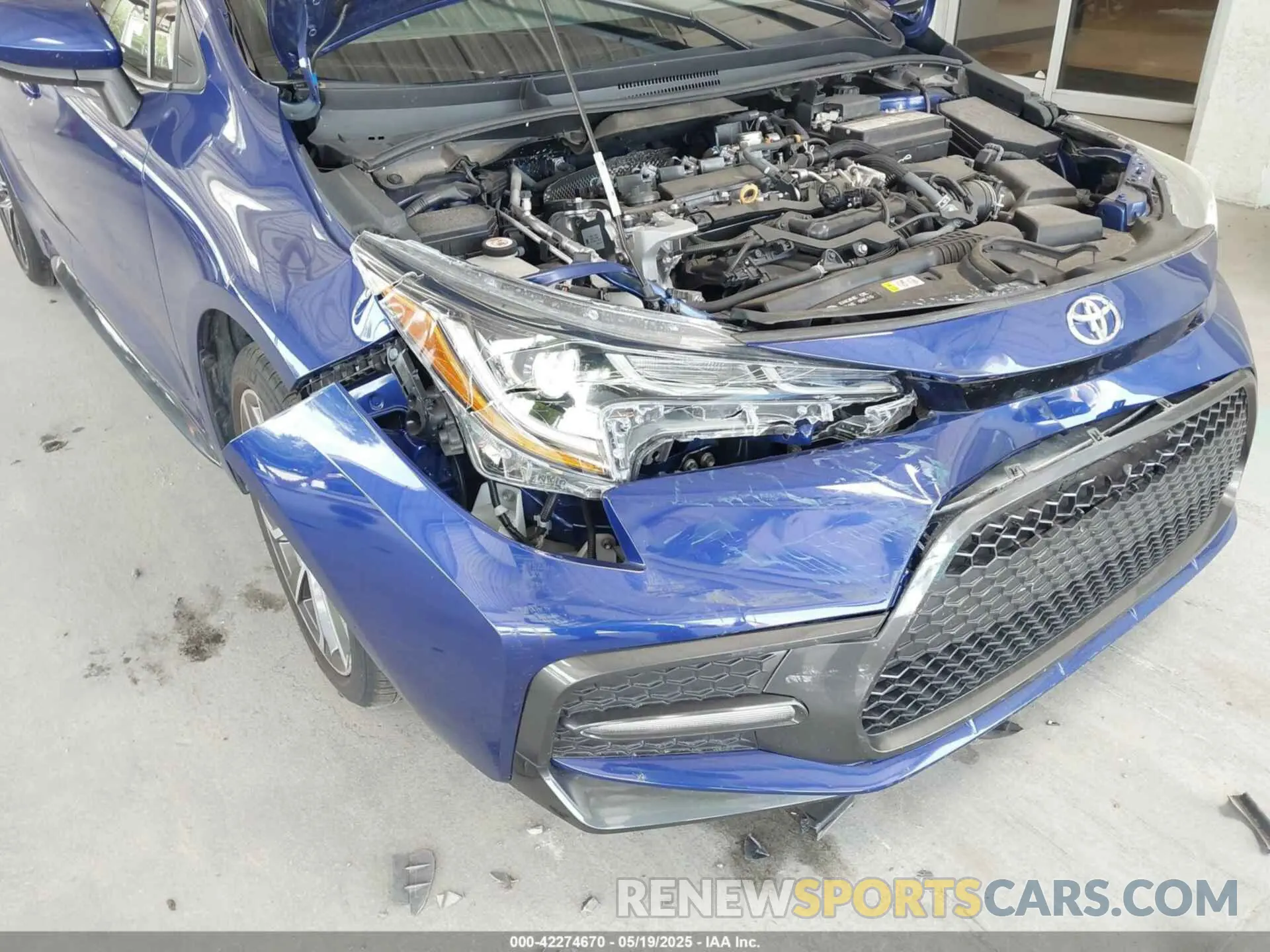6 Photograph of a damaged car 5YFS4MCEXNP120090 TOYOTA COROLLA 2022