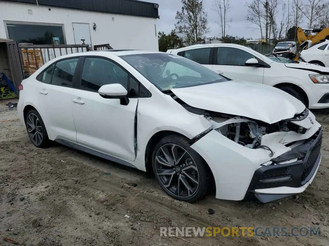 4 Photograph of a damaged car 5YFT4MCE0NP132284 TOYOTA COROLLA 2022