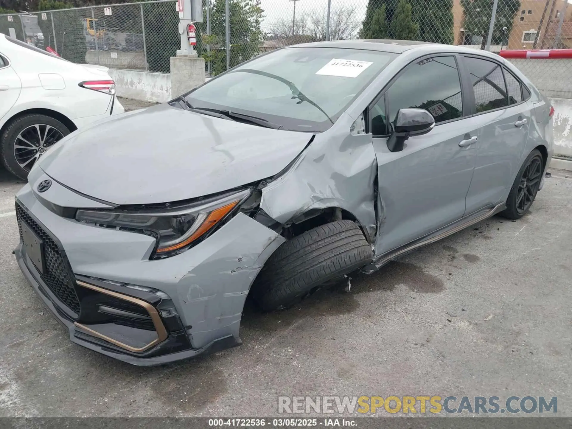 2 Photograph of a damaged car 5YFT4MCE1NP107992 TOYOTA COROLLA 2022