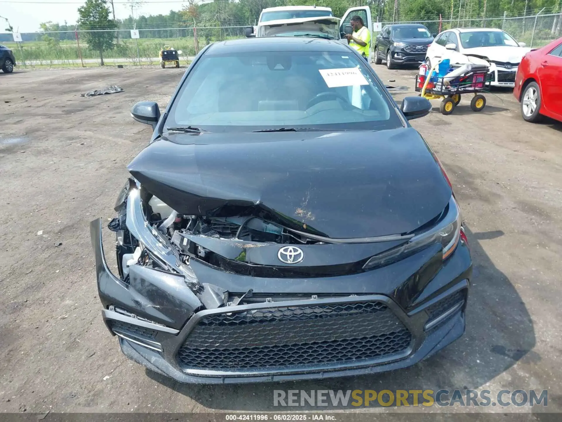 12 Photograph of a damaged car 5YFT4MCE3NP127970 TOYOTA COROLLA 2022