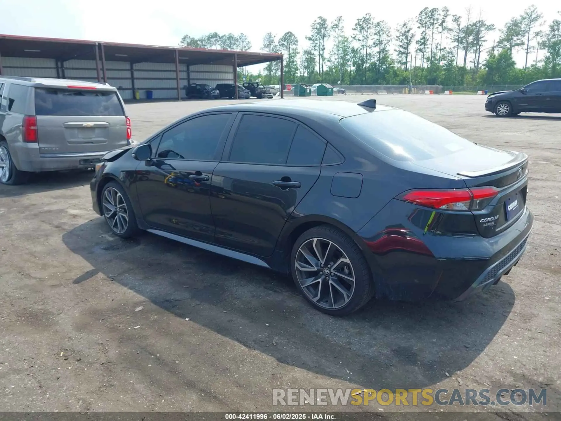3 Photograph of a damaged car 5YFT4MCE3NP127970 TOYOTA COROLLA 2022