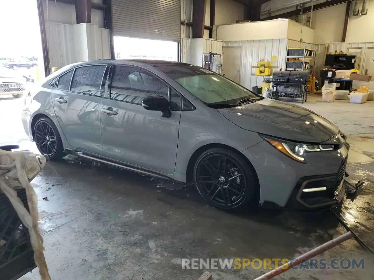 4 Photograph of a damaged car 5YFT4MCE4NP113043 TOYOTA COROLLA 2022