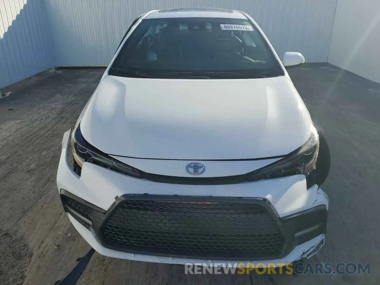 5 Photograph of a damaged car 5YFT4MCE4NP130098 TOYOTA COROLLA 2022