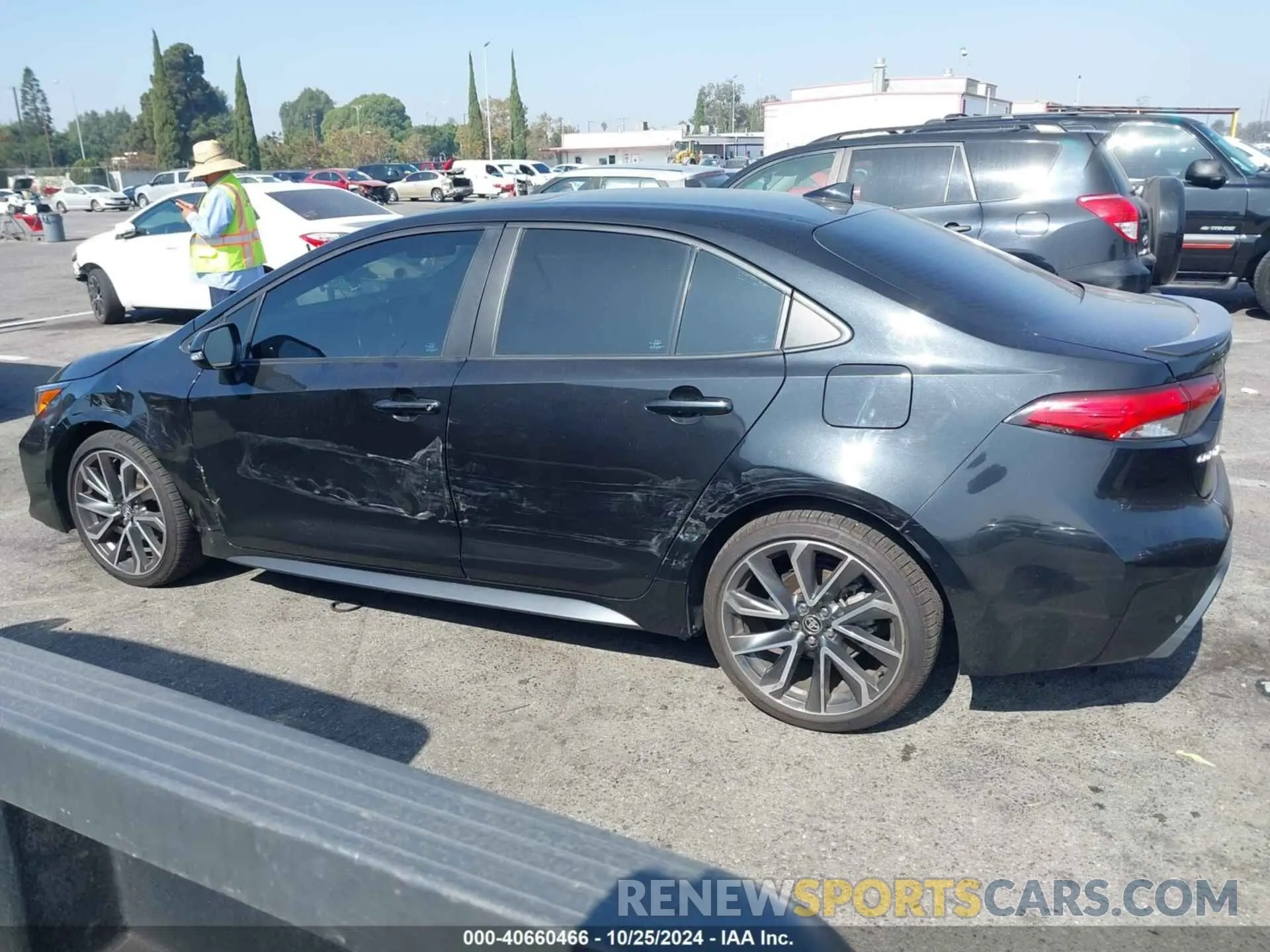 14 Photograph of a damaged car 5YFT4MCE5NP098326 TOYOTA COROLLA 2022