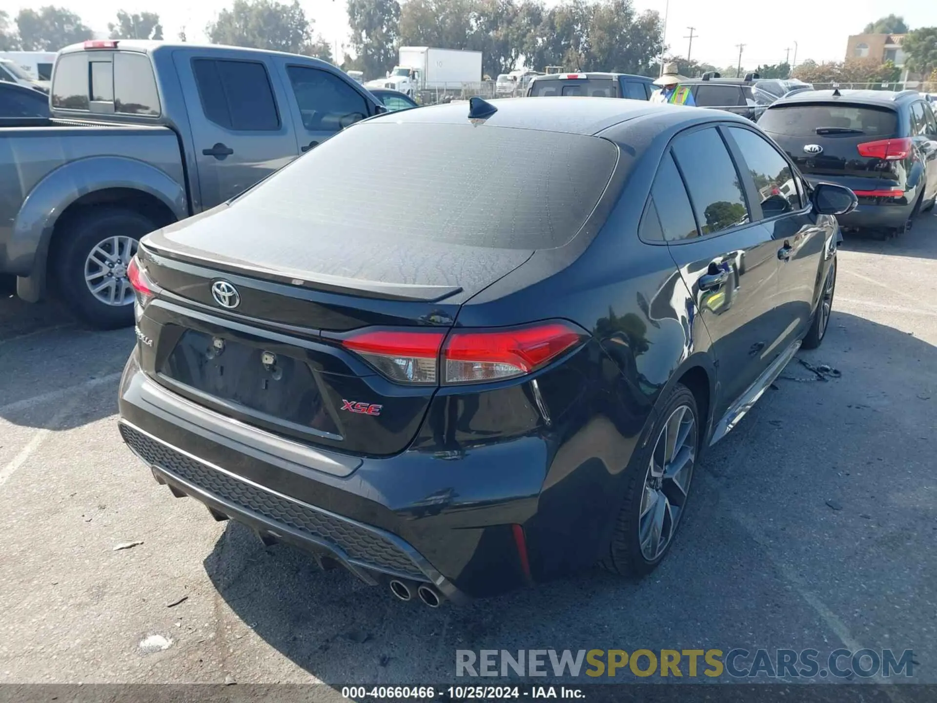 4 Photograph of a damaged car 5YFT4MCE5NP098326 TOYOTA COROLLA 2022