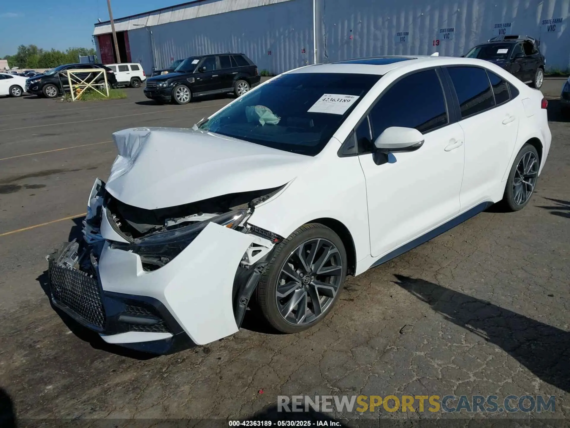 2 Photograph of a damaged car 5YFT4MCE5NP134032 TOYOTA COROLLA 2022