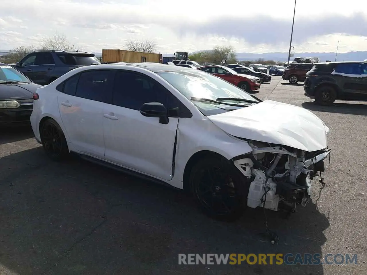 4 Photograph of a damaged car 5YFT4MCE6NP126697 TOYOTA COROLLA 2022