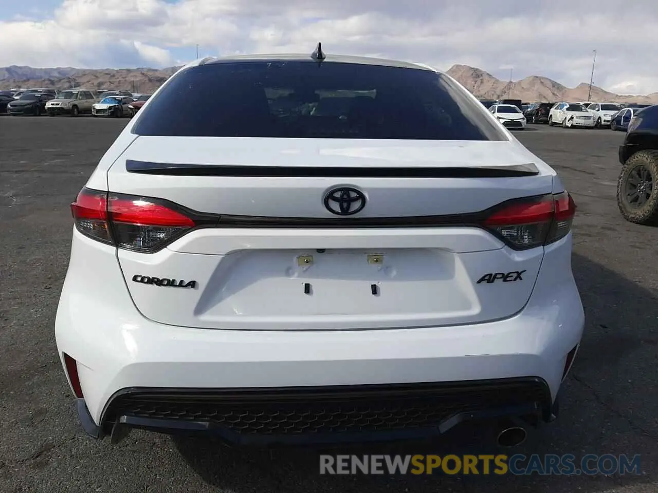 6 Photograph of a damaged car 5YFT4MCE6NP126697 TOYOTA COROLLA 2022