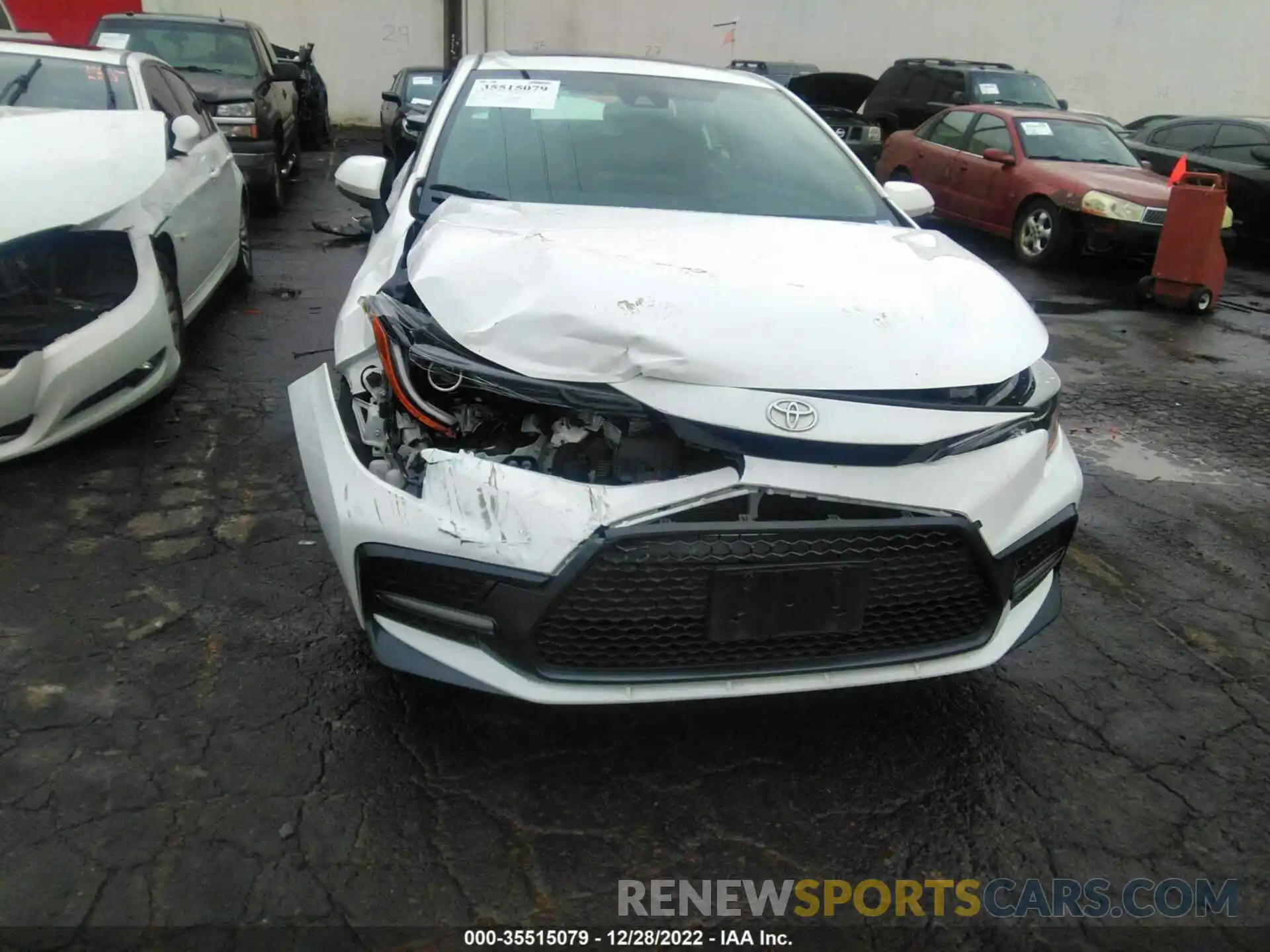 6 Photograph of a damaged car 5YFT4MCE7NP098652 TOYOTA COROLLA 2022