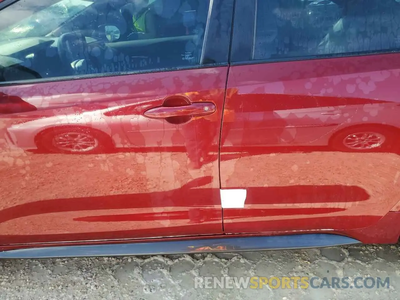 12 Photograph of a damaged car 5YFT4MCE8NP119654 TOYOTA COROLLA 2022