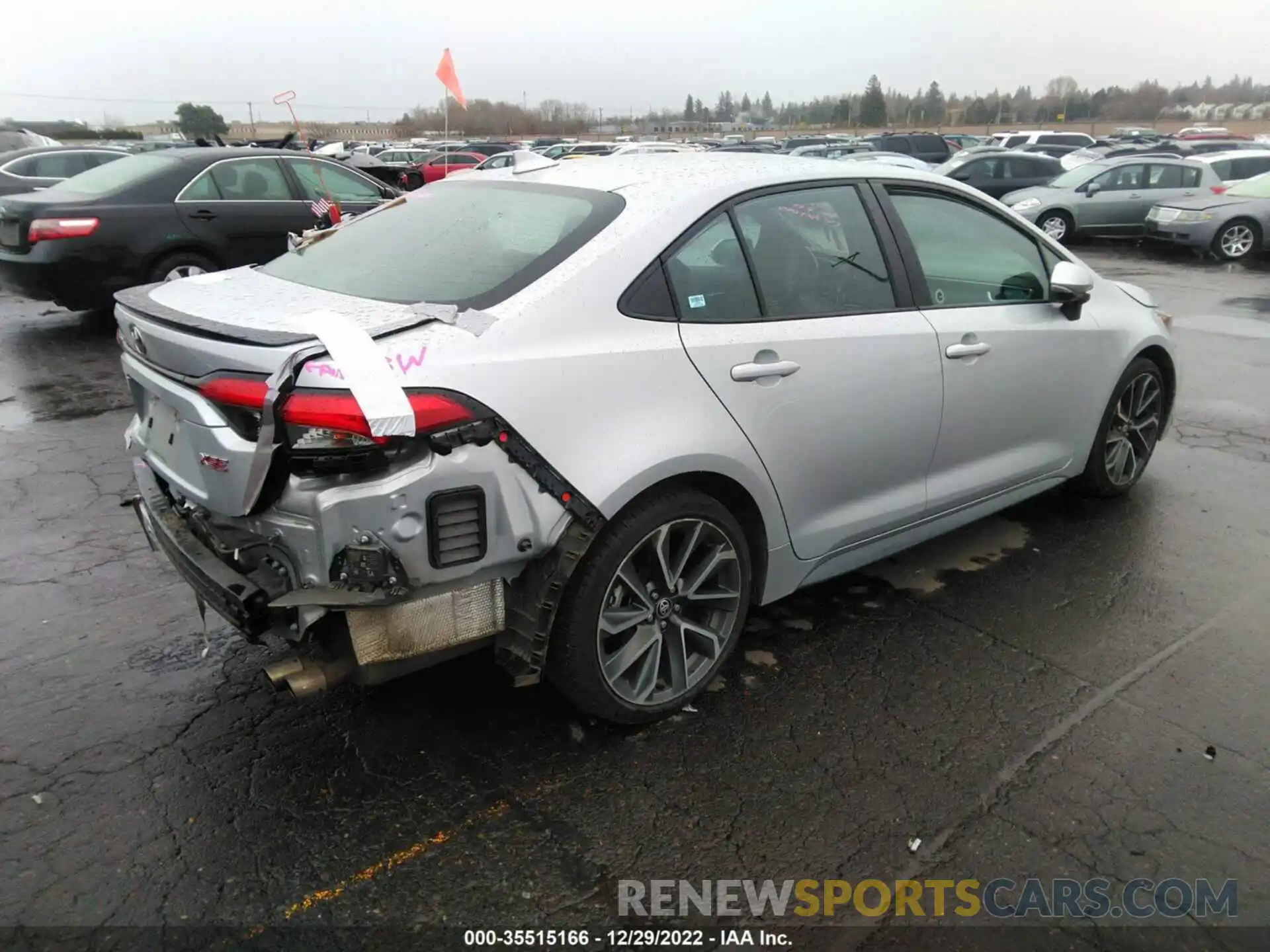 4 Photograph of a damaged car 5YFT4MCEXNP097947 TOYOTA COROLLA 2022